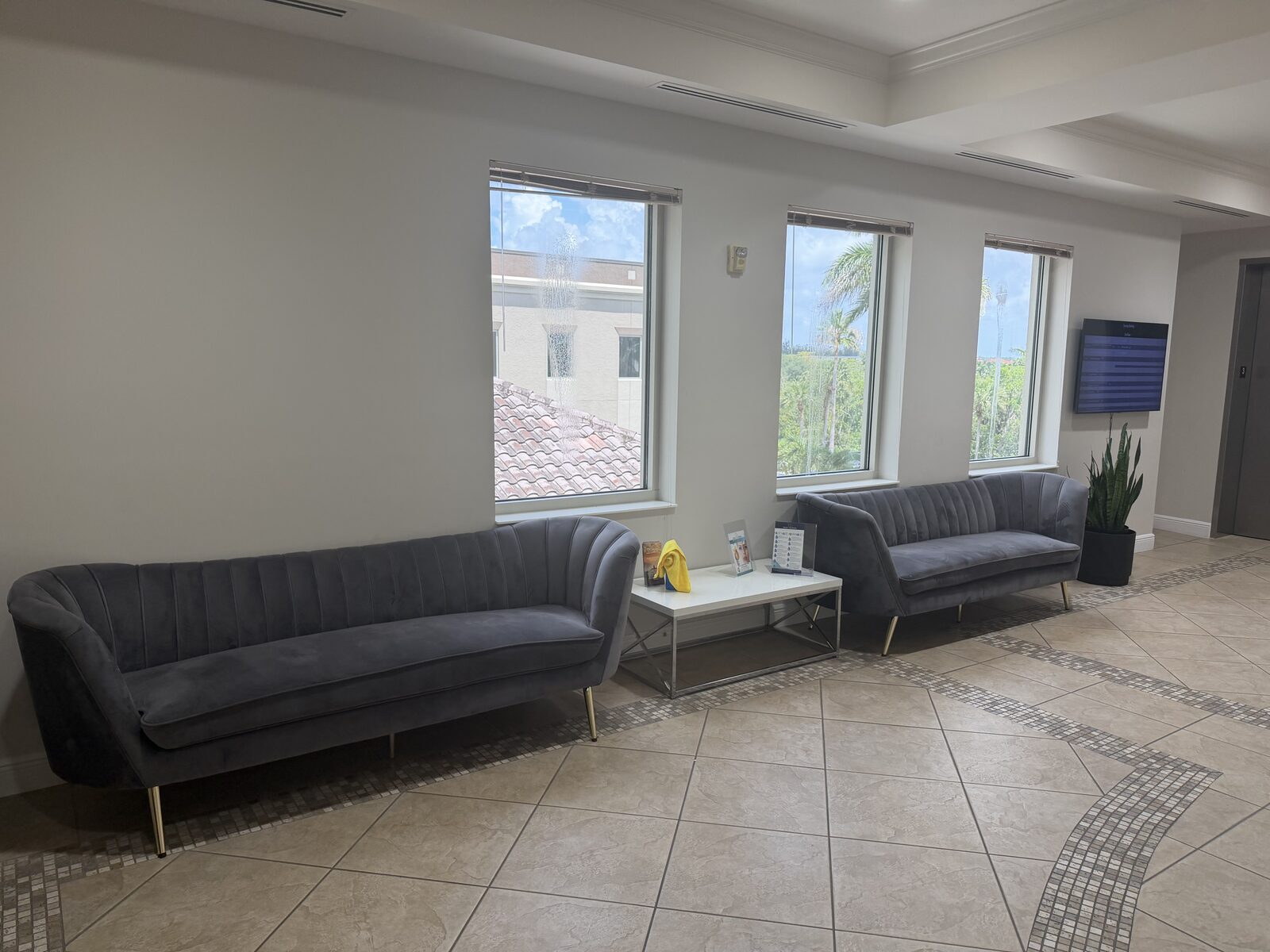 Common-area lounge at ShoreOffices — Naples FL